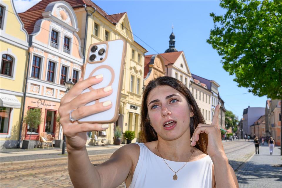 Diana Yukhemets erreicht mit ihren Videos zum Teil hunderttausende Menschen.Patrick Pleul/dpa