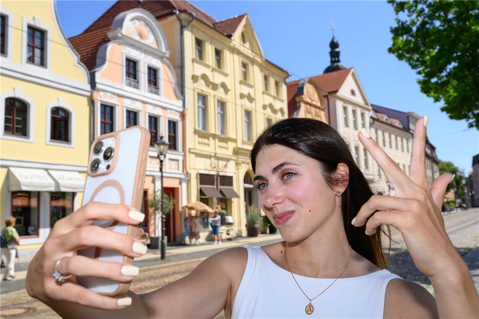 Diana Yukhemets möchte in Cottbus bleiben und sich dort ein Leben aufbauen.Patrick Pleul/dpa