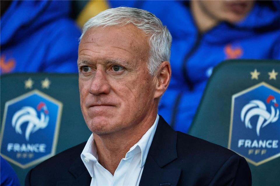 Didier Deschamps ist wieder bei seiner Mannschaft. (Archivbild)Jeremias Gonzalez/AP/dpa