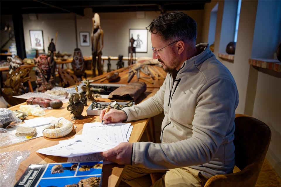 Die 1481 gegründete Mühle ist heute ein imposantes Museum für Erinnerungen, Menschen und Mythen aus Afrika und Asien. (Archivbild)Uwe Anspach/dpa