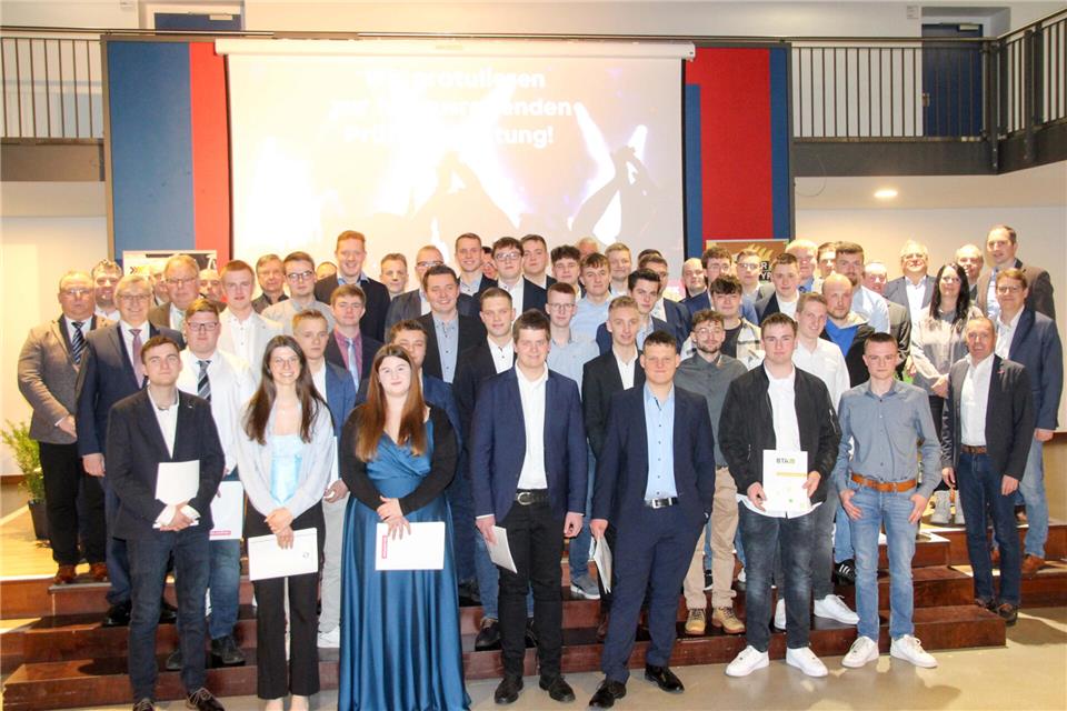 Die 46 frisch gebackenen Gesellen freuen sich auf ihre Zukunft.