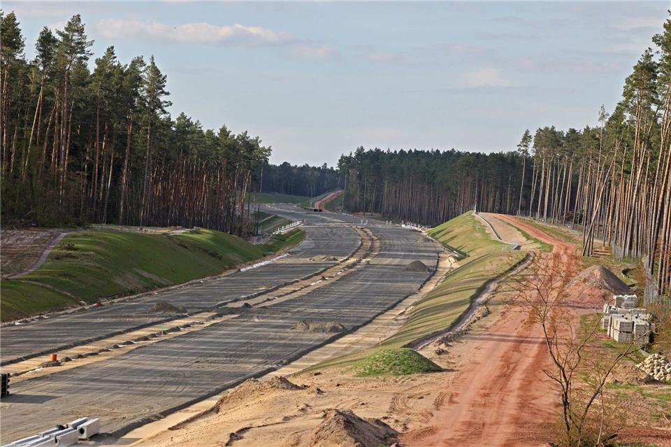 Die A14-Nordverlängerung wächst. (Archivbild)Peter Gercke/dpa-Zentralbild/dpa