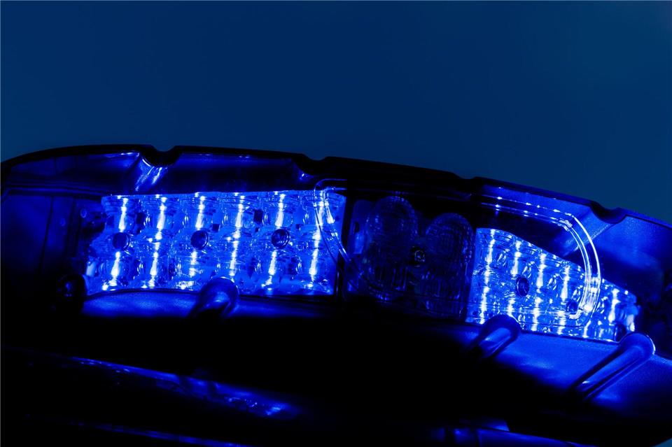 Die A4 war aufgrund eines Unfalls in beide Fahrtrichtungen gesperrt. (Symbolbild)Rolf Vennenbernd/dpa