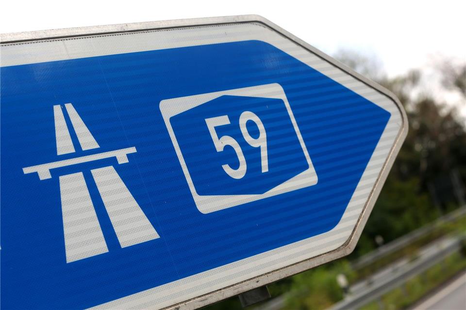 Die A59 wird zur Sanierung voll gesperrt. (Archivbild)Roland Weihrauch/dpa
