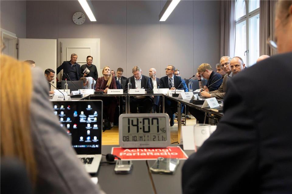 Was Lyten-Chef auf der Fabrik-Baustelle bei Heide plant Die Abgeordneten nutzen die Fragemöglichkeit.Frank Molter/dpa