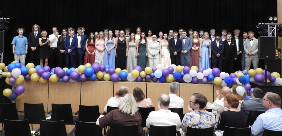 Die Abiturienten von der Margot-Friedländer-Gesamtschule aus Gescher und Velen haben ihren Abschluss gefeiert.
