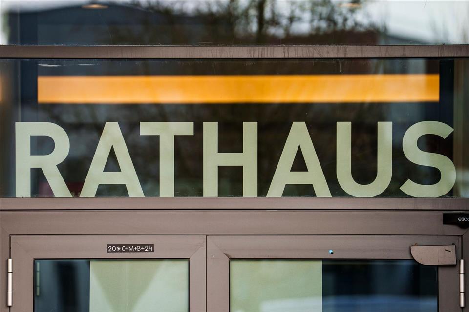 Die Abstimmung beginnt um 8.00 Uhr: Wer wird künftig in den Rathäusern und Gemeindevertretungen mitgestalten? (Archivbild)Andreas Arnold/dpa