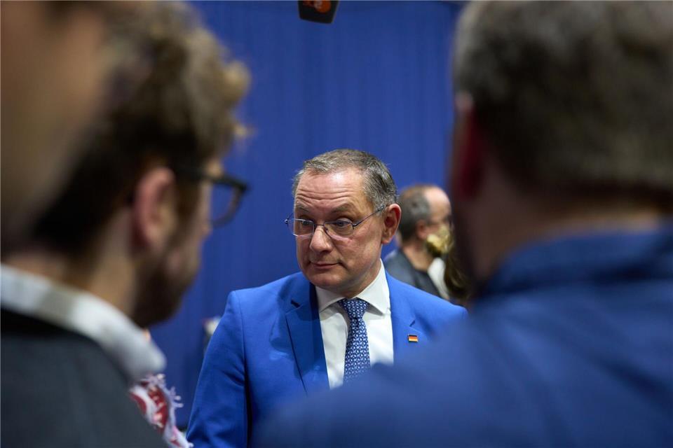 Die AfD-Spitze prüft nach Angaben von Parteichef Tino Chrupalla den fragwürdigen Auftritt eines Teilnehmers beim Gründungskongress der neuen Jugendorganisation. Thomas Frey/dpa