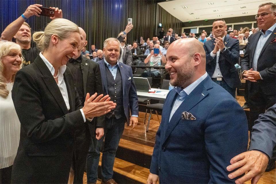 Die AfD-Vorsitzende Alice Weidel hat den Aufstieg des baden-württembergischen AfD-Landesvorsitzenden Markus Frohnmaier gefördert. (Archivfoto)Stefan Puchner/dpa