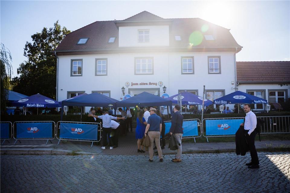 Die AfD-Wahlparty nach der Landtagswahl in Brandenburg im September 2024 sorgte für Schlagzeilen. (Archivbild)Christoph Soeder/dpa