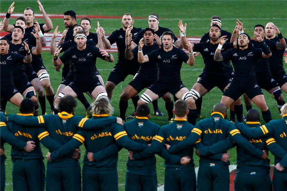Die „All Blacks“ performen vor jedem Spiel einen Haka. (Archivbild)Nic Bothma/dpa