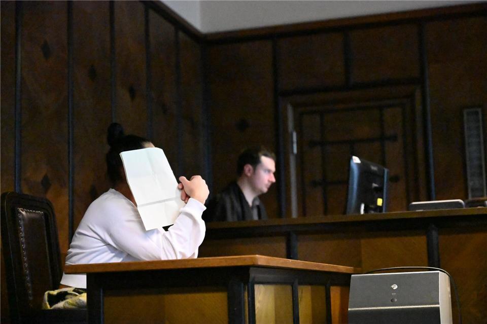 Die Angeklagte stand Mittwoch vor dem Amtsgericht in Bergedorf.Leonie Asendorpf/dpa