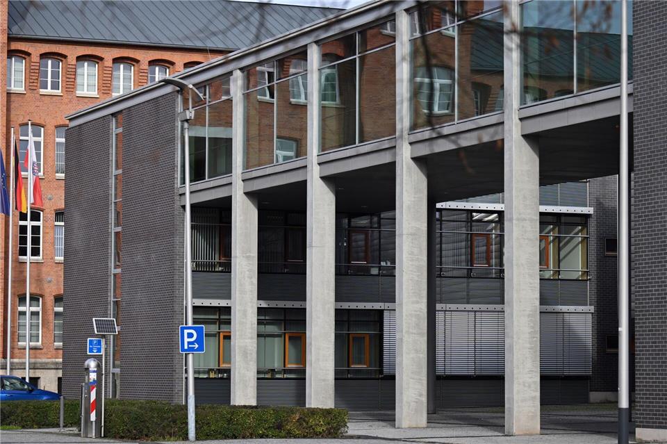 Die Angeklagte wurde zu einer lebenslangen Freiheitsstrafe verurteilt. (Symbolbild)Martin Schutt/dpa