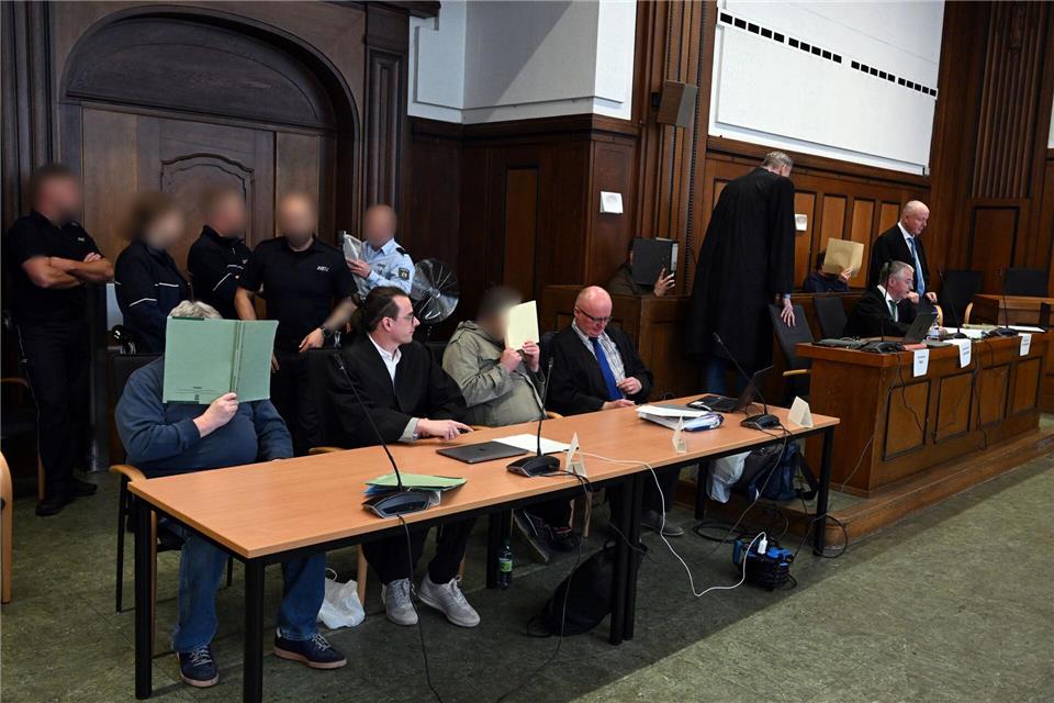 Die Angeklagten sollen laut Staatsanwaltschaft unerlässlich für den funktionierenden Betrieb der Plattform gewesen sein.Federico Gambarini/dpa