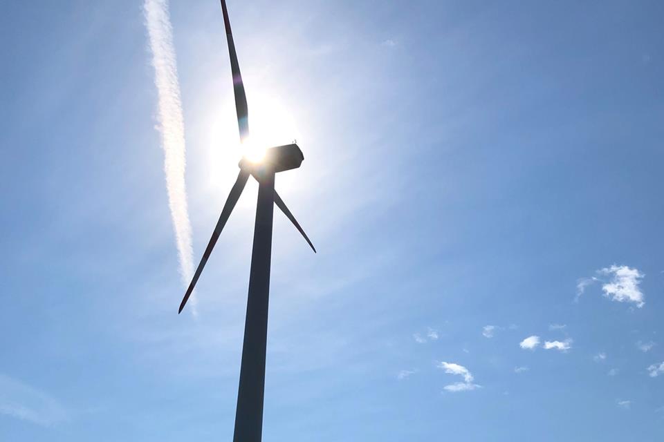 Die Antragsteller möchten die Genehmigung für den Bau und Betrieb von zwei Windrädern. Dies hat der Ausschuss abgelehnt.