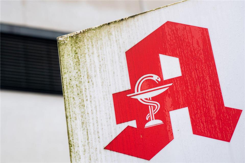 Die Apotheker wollen am Montag protestieren. (Symbolbild)Hauke-Christian Dittrich/dpa