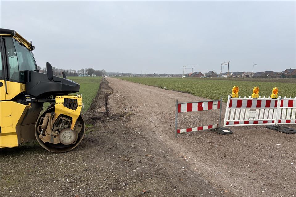 Die Arbeiten zum Ausbau des Wirtschaftswegs Zum Schelderhoff sind weitgehend abgeschlossen. Dies betrifft den Abschnitt zwischen der Dorstener Straße (B 224) und der Truvenne.