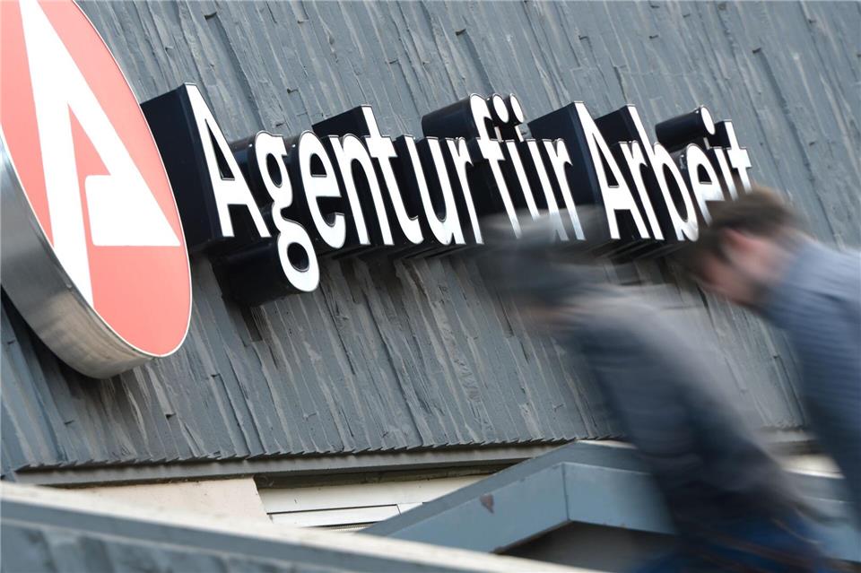 Die Arbeitslosenquote in Sachsen-Anhalt liegt bei 8,0 Prozent. (Archivbild)Arne Dedert/dpa