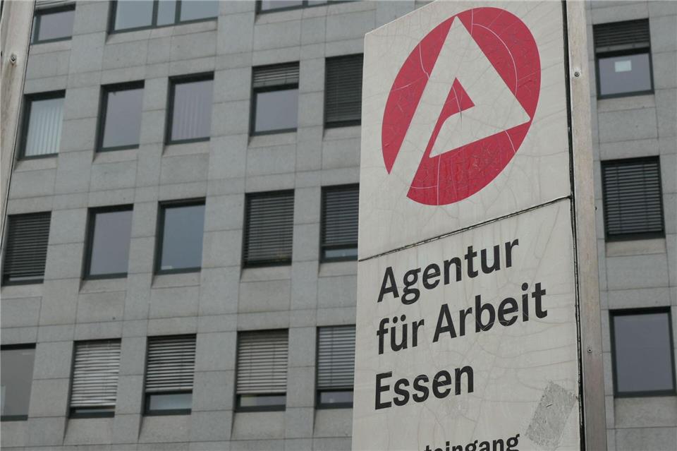 Die Arbeitslosigkeit in NRW ist im Mai etwas zurückgegangen.Helge Toben/dpa