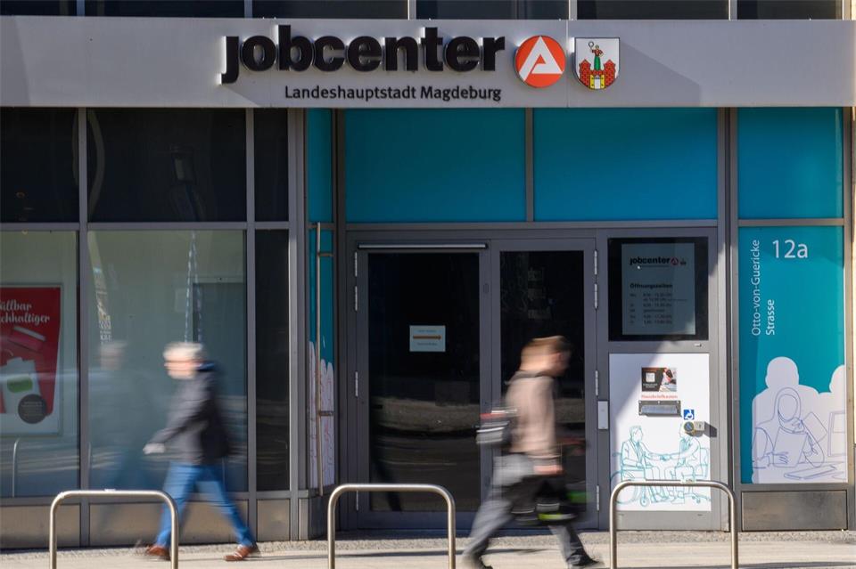 Die Arbeitslosigkeit in Sachsen-Anhalt ist im August weiter gestiegen. (Symbolbild) Klaus-Dietmar Gabbert/dpa