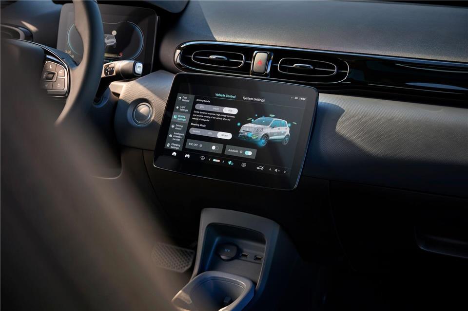 Die Ausstattung des E-Winzlings lässt manche Konkurrenzfahrzeuge hinter sich.Max Sarotto/Leapmotor/dpa-tmn