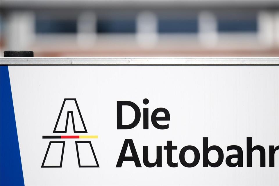 Die Autobahn GmbH des Bundes kündigte mehrere Einschränkungen auf Autobahnen an. (Symbolbild)Hendrik Schmidt/dpa