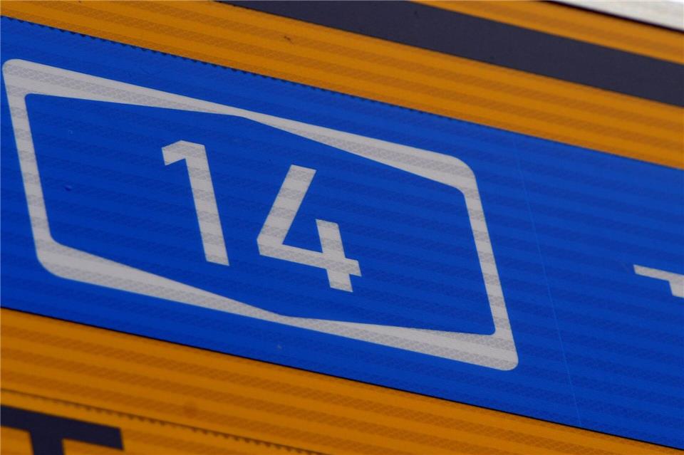 Die Autobahn wurde wegen des Schafes vorübergehend in beide Richtungen gesperrt. (Illustration)Hendrik Schmidt/dpa-Zentralbild/dpa