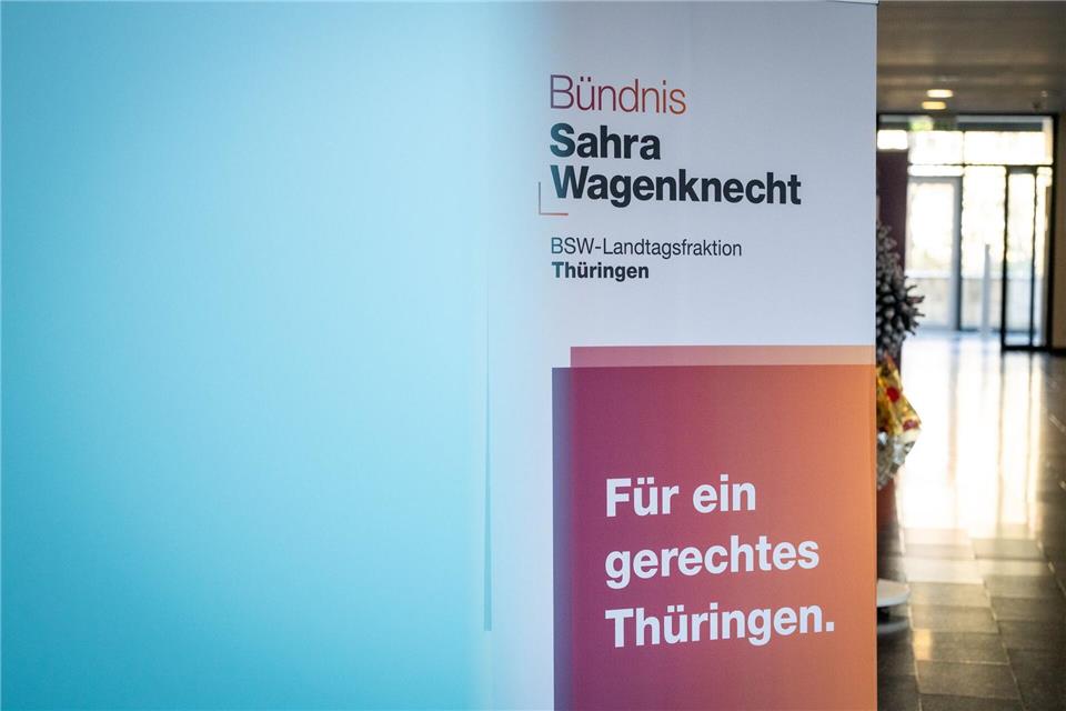 Die BSW-Spitze mahnt den Landesverband Thüringen zum Rückzug aus der Brombeer-Koalition. (Archivbild)Jacob Schröter/dpa