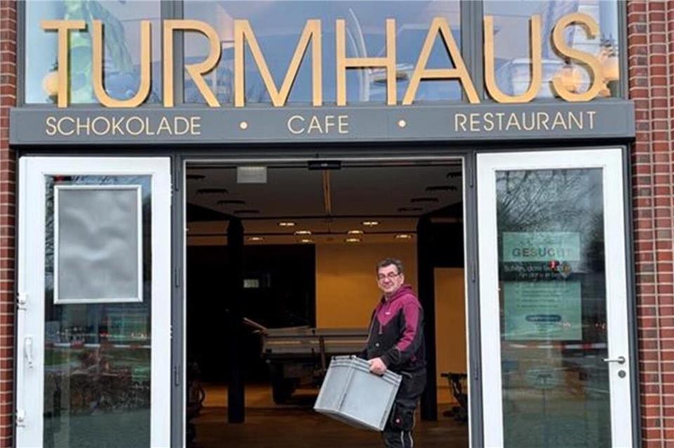 Die Bäckerei Hosselmann hat mit den ersten Arbeiten zum Umbau des Turmhauses in Südlohn begonnen.