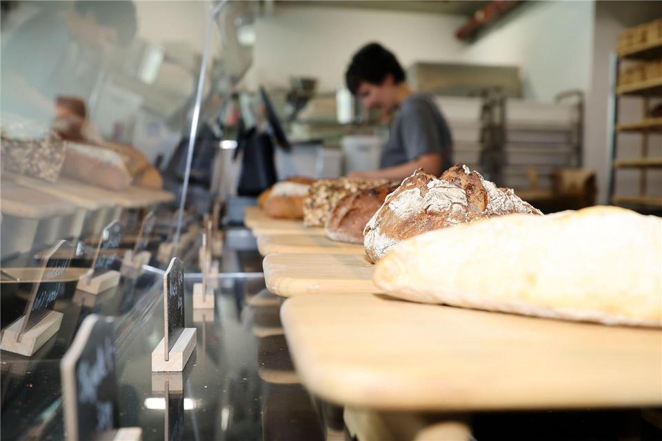 Die Bäckerei backt nur Sauerteigbrote.Frank Molter/dpa