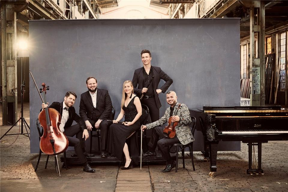 Zum 72. Mal: Ahauser Schlosskonzerte Die Band „Spark“ vereint bei ihrem Konzert am 15. Oktober drei unterschiedliche Klangwelten im Fürstensaal des Schlosses in Ahaus.