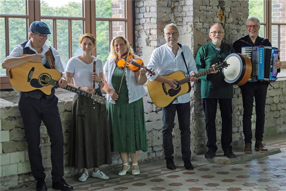 Die Band Threshingfloor wird im Lukaszentrum ein Folk-Konzert geben.