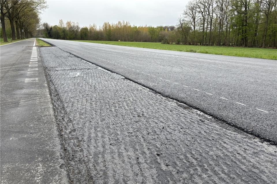 Die Bauarbeiten an B 70 sind gut vorangekommen, so dass auch der Raesfelder Abschnitt wieder frei gegeben werden kann.