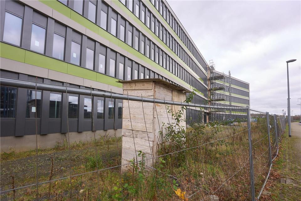 Die Bauarbeiten des Landesuntersuchungsamts ruhen. Thomas Frey/dpa