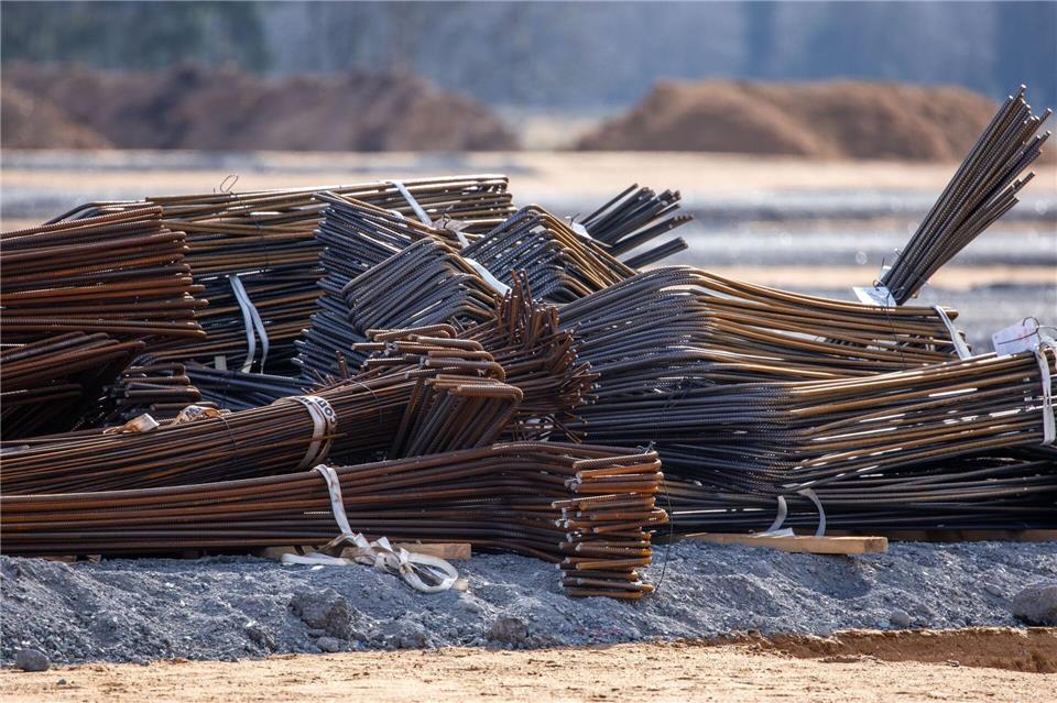 Die Baubranche in MV hofft, dass 2026 das Ende der Talfahrt bringt. (Symbolbild)Jens Büttner/dpa