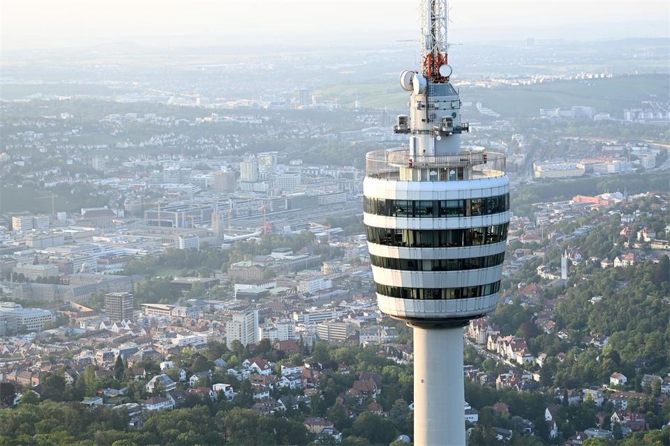 Die Bauweise des Turms wurde zum Vorbild für eine ganze Generation von Fernsehtürmen. (Archivbild) Bernd Weißbrod/dpa