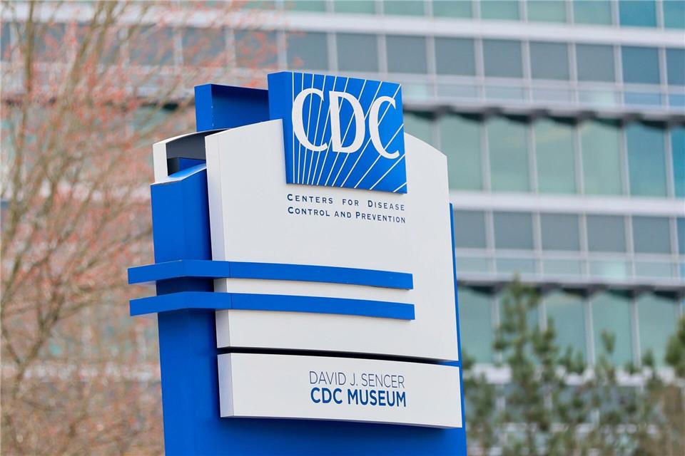 Die Behörde CDC stuft das Risiko für die Öffentlichkeit weiter als gering ein.Miguel Martinez/Atlanta Journal-Constitution/AP/dpa