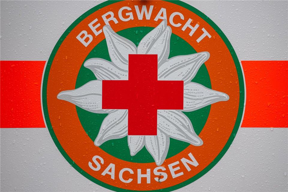 Die Bergwacht Sachsen hat am Sonntag einen abgestürzten Wanderer in der Sächsischen Schweiz geborgen.(Symbolbild)Robert Michael/dpa-Zentralbild/dpa