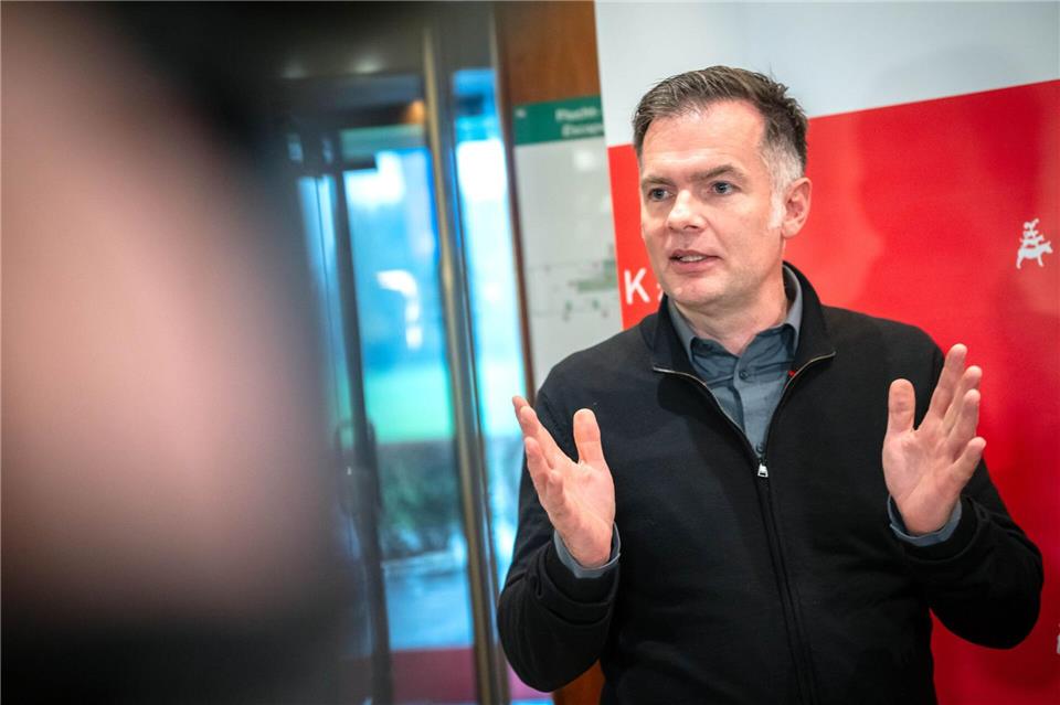 Die Berliner GdP fordert dringend die gerichtlich angeordnete Erhöhung der Beamtenbesoldung. (Archiv)Sina Schuldt/dpa
