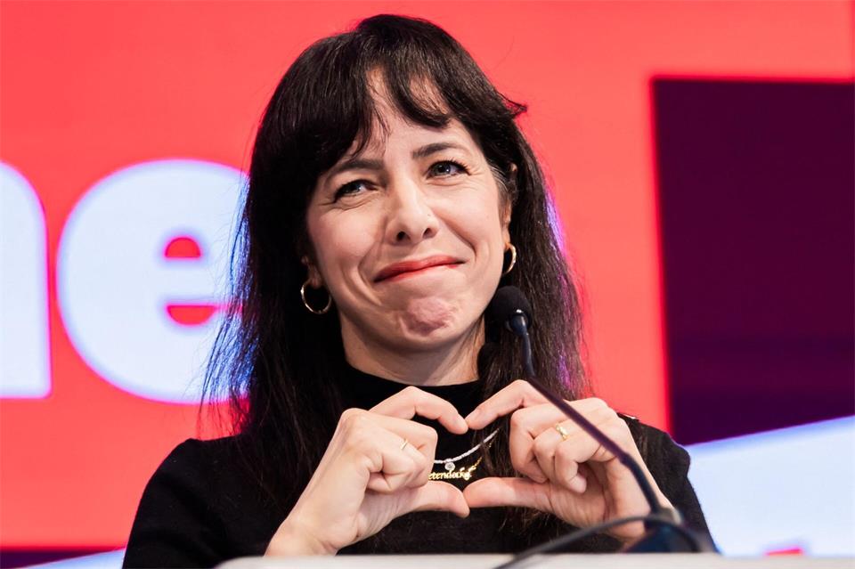 Die Berliner Linke-Politikerin Elif Eralp will Regierende Bürgermeisterin werden. Christoph Soeder/dpa