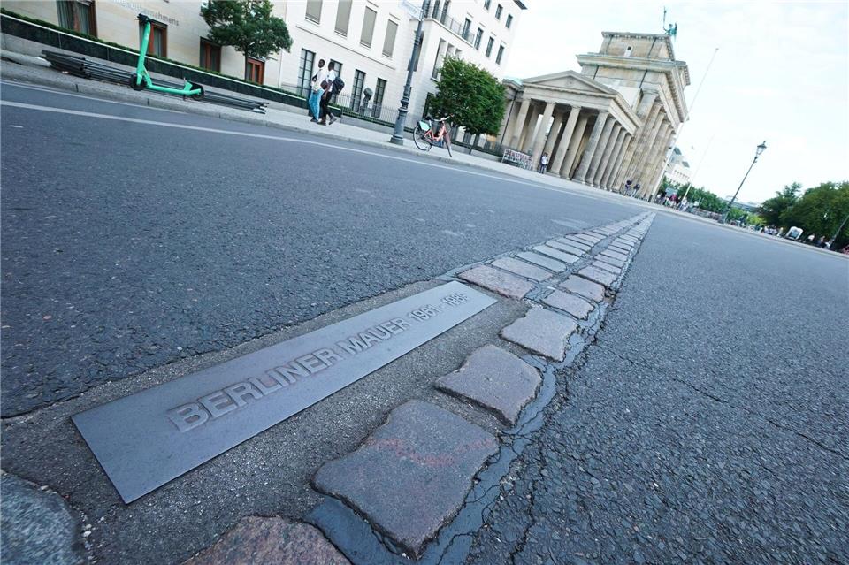 Die Berliner Mauer trennte Ost- und Westteil der Stadt von 1961 bis 1989. (Archivbild)J�rg Carstensen/dpa
