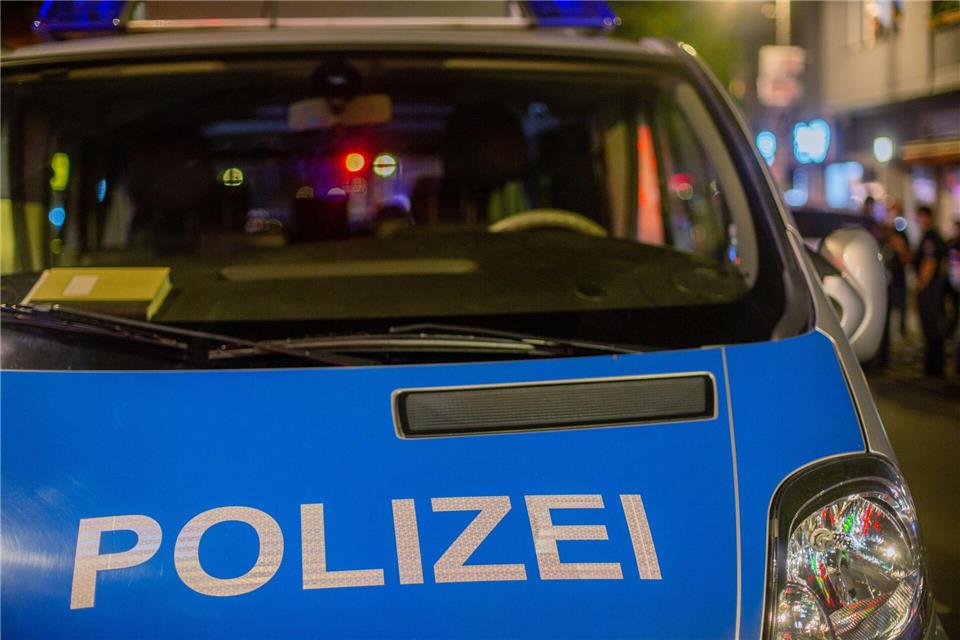 Busfahrer am Kopf verletzt - Polizei ermittelt Die Berliner Polizei musste am Freitagabend zu einem Einsatz in Reinickendorf ausrücken. (Foto - Illustration)Fernando Gutierrez-Juarez/dpa-Zentralbild/dpa