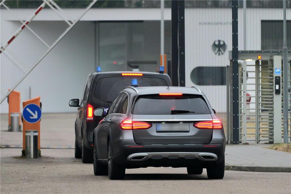 Die Beschuldigten wurden dem Ermittlungsrichter am Bundesgerichtshof vorgeführt. Rene Priebe/dpa