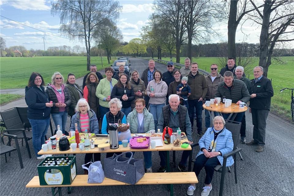 Die Bewohner des Riddershook haben die B70 zur Festbühne gemacht.