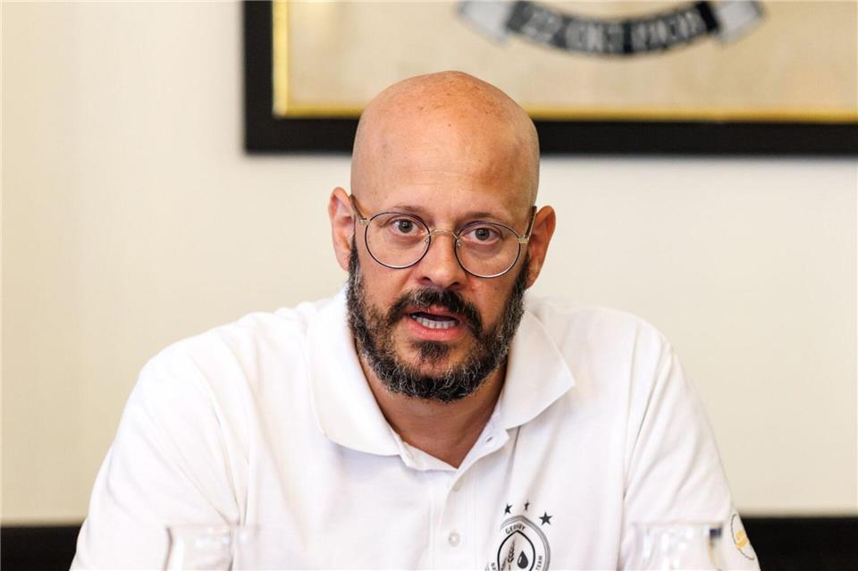 Die Bier-Sommeliers bereiten sich seit einem Jahr vor - so auch Martin Blickhan, Mitglied im Nationalteam der Bier-Sommeliers.Matthias Balk/dpa