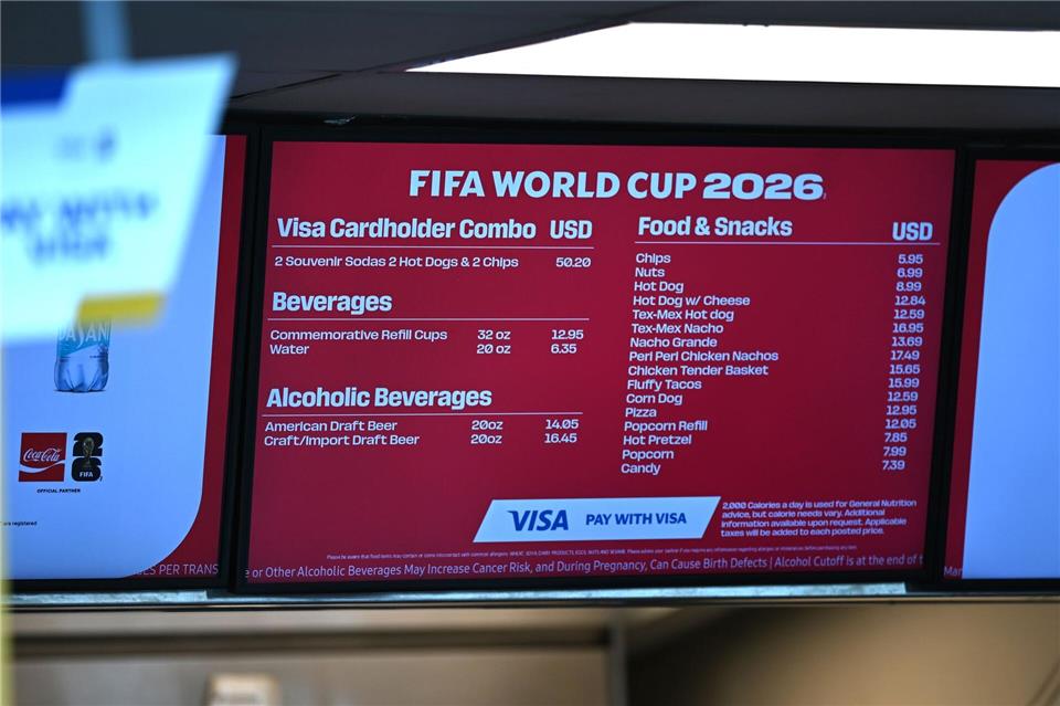 Die Bierpreise bei der WM sind größtenteils happig.Federico Gambarini/dpa