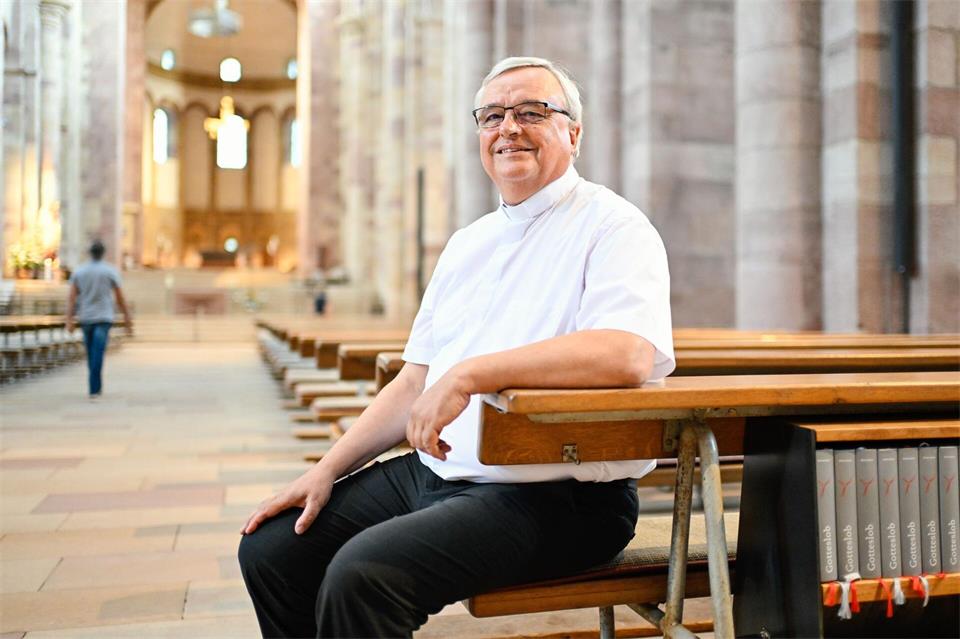 Die Bischofsweihe empfing Wiesemann - hier im Dom zu Speyer - in Paderborn. (Archivbild)Uwe Anspach/dpa