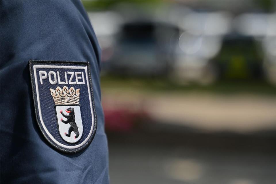 Die Bodycams der Polizisten waren eingeschaltet. (Symbolbild)Michael Brandt/dpa