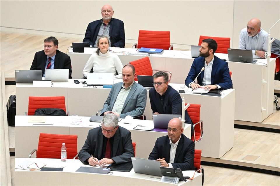 Die Brandenburger BSW-Landtagsfraktion hat anders als Koalitionspartner SPD mehrheitlich gegen zwei Medienstaatsverträge gestimmt.Jens Kalaene/dpa