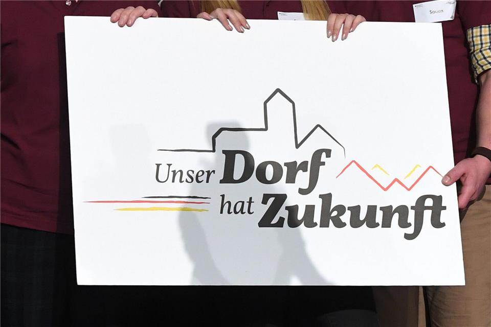 Die Brandenburger Dörfer Naugarten und Frankena wurden mit Silber ausgezeichnet. Frankena erhielt zusätzlich einen Sonderpreis für seinen außerschulischen Lernort. (Archivbild)Ralf Hirschberger/dpa-Zentralbild/dpa